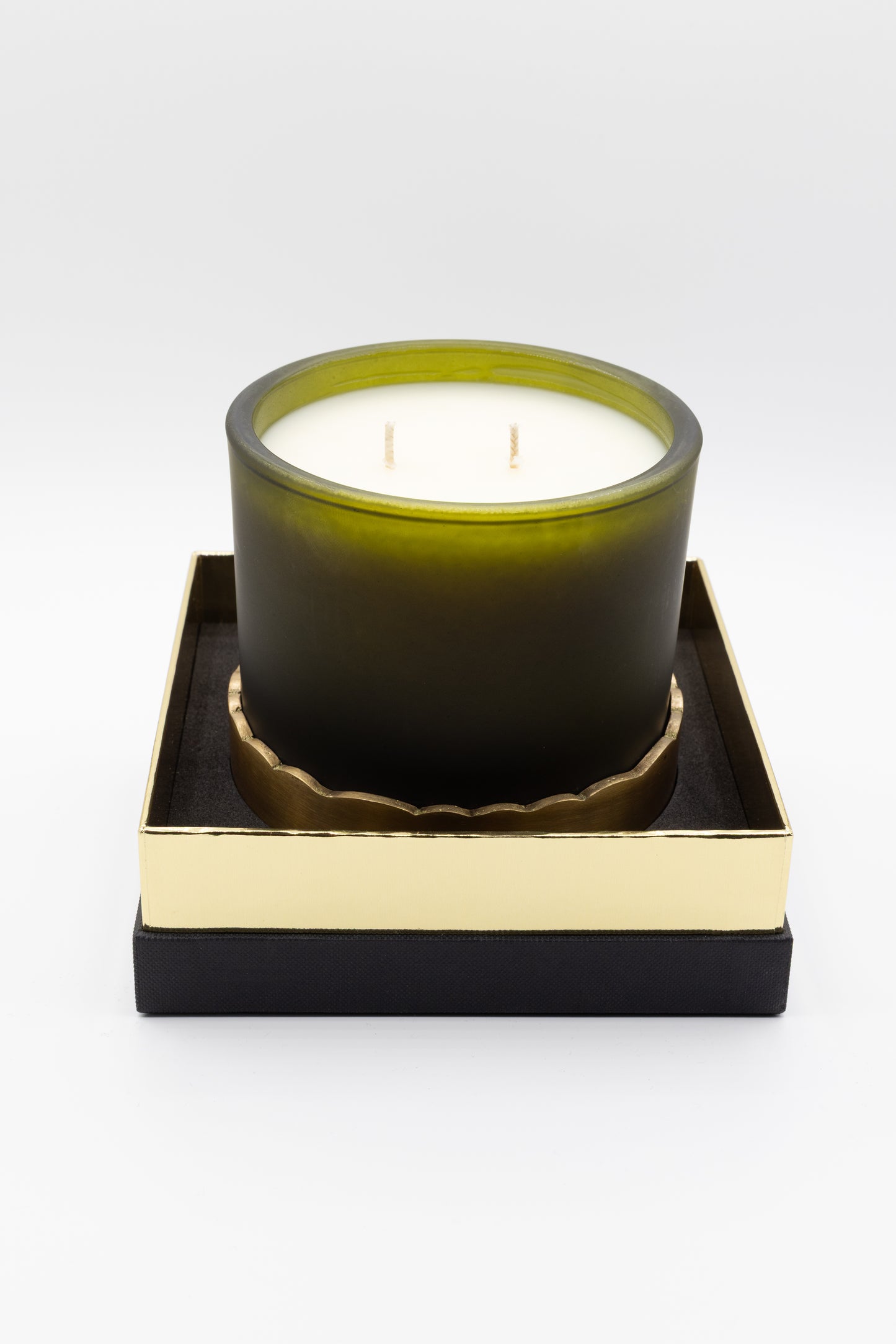 Moss Under Moonlight – Santal Vérité