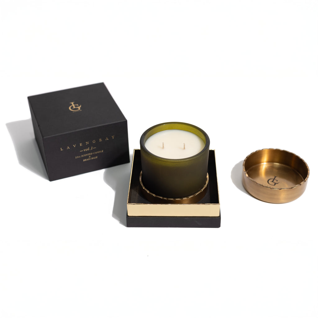Moss Under Moonlight – Santal Vérité